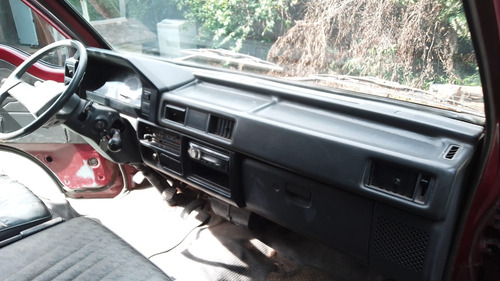 Mitsubishi L300 2.5 Minibus