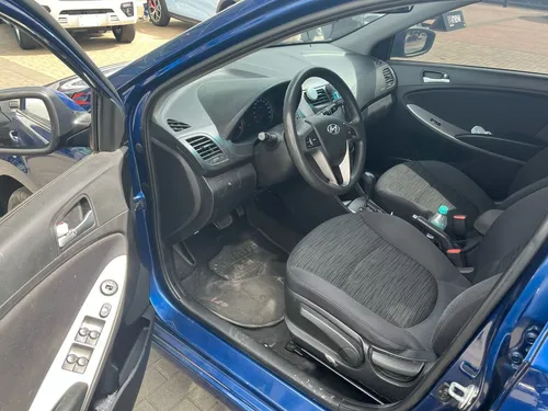 Hyundai Accent 1.6l 4 p