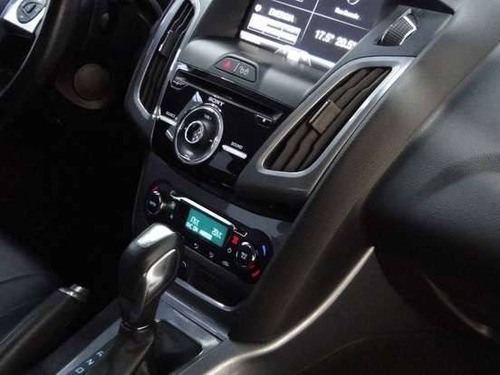 Ford Focus 2.0 Titanium Sedan 16v Flex 4p Automático
