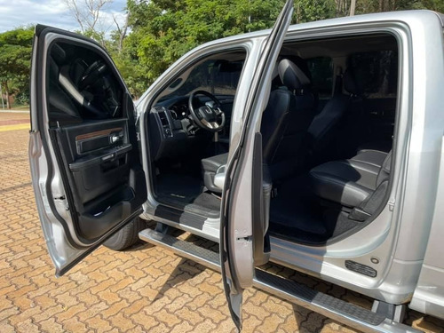 Imagem 14 de 15 de Dodge Ram 2.500 Laramie 2017 Diesel Segundo Dono