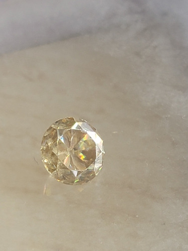 Moissanita  2.5 Ct.