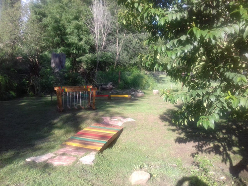 Dpto. De 2 Ambientes Amplios, Con Gran Jardin Y Privacidad.