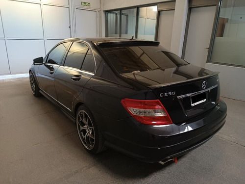 Imagen 6 de 8 de Mercedes Benz C250