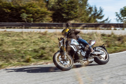 Cfmoto 700 Clx - Cf Moto Pilar