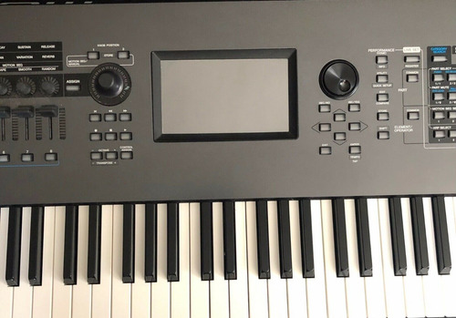 Imagen 4 de 5 de Yamaha Montage-8 88 Key Workstation Keyboard
