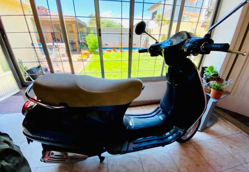 Piaggio Vespa 150i
