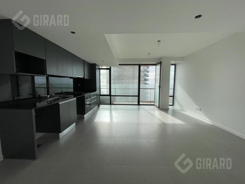Edificio Malecon Varese, Venta De 2 Amb.