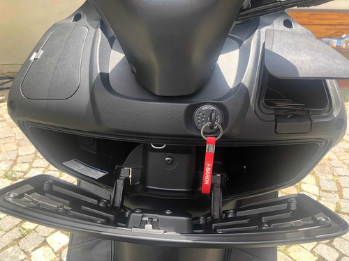 Imagen 7 de 10 de Scooter Suzuki Burgman 200