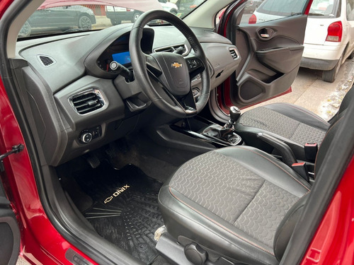 Imagen 6 de 10 de Chevrolet Onix 2018 Ltz 1.4 Nafta Manual