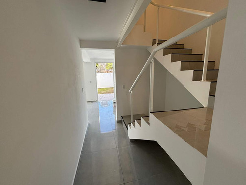 Venta Duplex 3 Dormitorios- Villa Cabrera