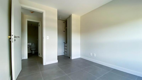 1 Dormitorio Con Garage Oferta 6to Piso - Punta Del Este