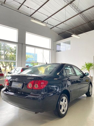 Imagem 4 de 7 de Toyota Corolla