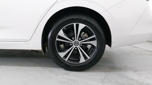 Nissan Sentra 2.0 Advance Cvt