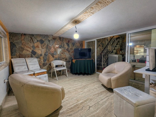 Town House En El Bosque, Res. Trapiche A, 80% Remodelado. Valencia. Solo Clientes Directos. Bc