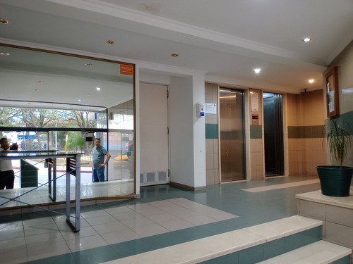 Se Alquila Dpto 1 Dorm. Y Balcon, Transito Esq. Bv. Illia!!!