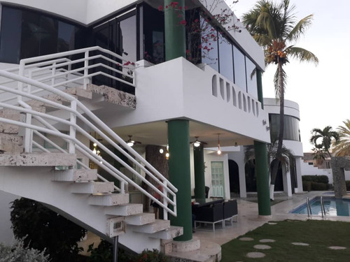 Alquiler Diario Las Villas , Complejo Turistico El Morro - Lecheria