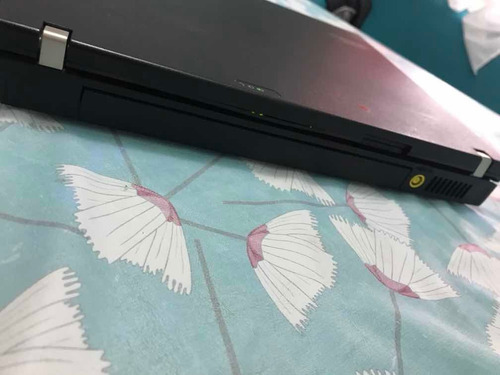 Ibm Lenovo Thinkpad R60e (Usado)