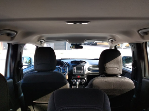 Imagem 8 de 12 de Jeep Renegade