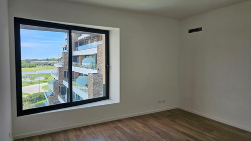 Venta Y Alquiler De Departamento 4 Ambientes Con Dependencia En Duplex En Nordelta