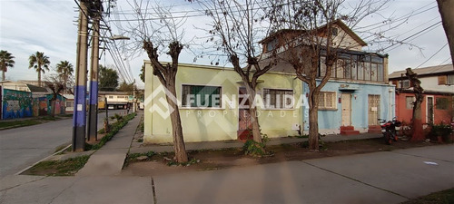 Casa En Arriendo De 3 Dorm. En Nocedal Estación Central