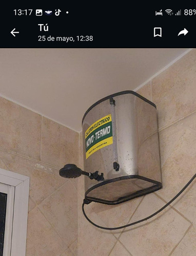 Calefón Eléctrico Acero Inoxidable Completo Con El Cable Plateado Gn (Usado)