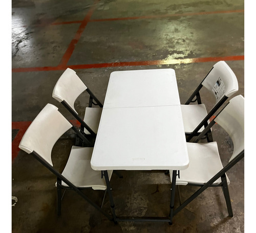 Juego De Sillas Y Mesa Lifetime (Usado)