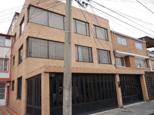  Venta Casa Esquinera  Santa Isabel Bogota