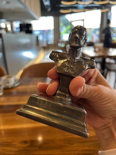 Bustos Escultura San Martín En Metal Blanco Macizo Plata (Usado)