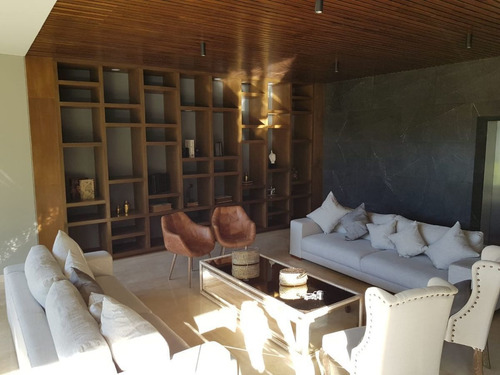 Imagen 21 de 28 de Departamento De Lujo En Venta, Lomas Del Encanto / Lomas Cou