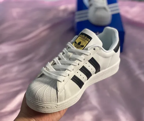 interior Centro de niños Pronombre Tenis Adidas Concha | MercadoLibre 📦