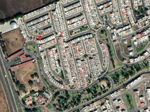 Casa En Venta, Recuperación Bancaria, Fraccionamiento Sonterra, Santiago De Queretaro , Queretaro. Laab2