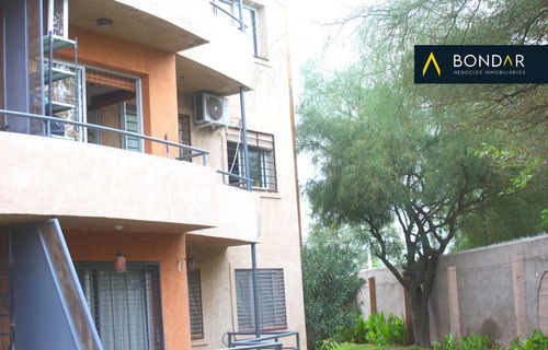Imagen 2 de 19 de Departamento En Venta De 2 Dormitorios C/ Cochera En Guaymallén