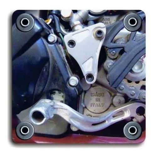Imagen 1 de 2 de Protector Bomba Embrague / Piñon Beta Rr 250 2013-2019