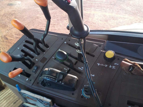 Imagem 4 de 4 de Jhon Deere