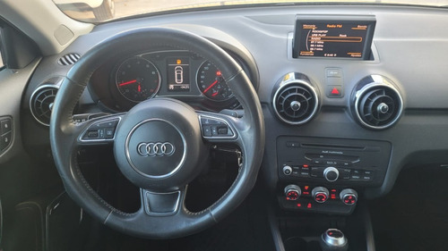 Imagen 13 de 19 de Audi A1 Sportback 1.4 Tfsi At 5p Impecable - Us Rt 3