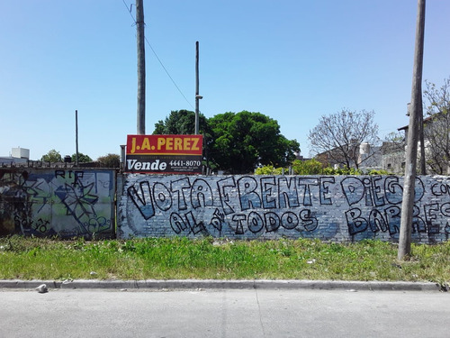 Venta De Lote En Isidro Casanova,