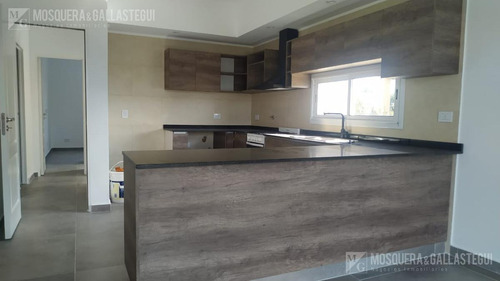 Imagen 3 de 21 de Oportunidad - Excelente Casa En San Matías!!