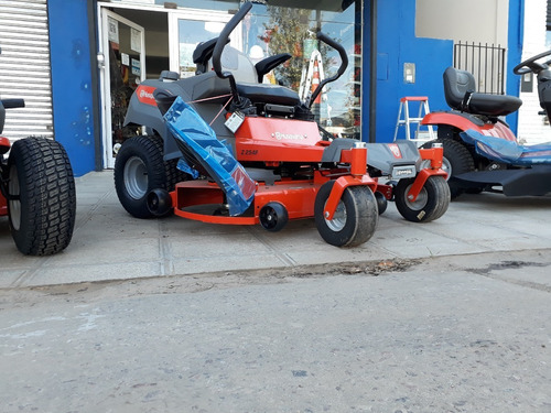 Imagen 6 de 15 de Tractor Radio Cero Husqvarna Z254 F