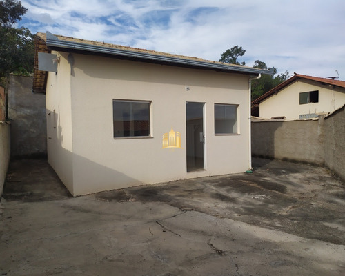 Imagem 2 de 9 de Casa No Bairro Nova Esmeraldas - Esmeraldas - Ca00259 - 68158583