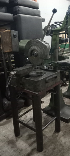 Cortadora De Metal Con Bomba De Aceite (Usado)
