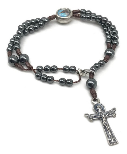 Pulseira Terço Católico Nossa Senhora Aparecida Hematita Cru Comprimento 21 cm Cor Cinza Diâmetro 11 cm