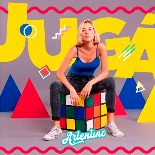 Imagen 5 de 9 de Puff Fiaca Rígido Cómodo Sillón Cubo Mágico Retro Rubik Deco