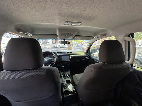 Toyota Hilux Dc Dx