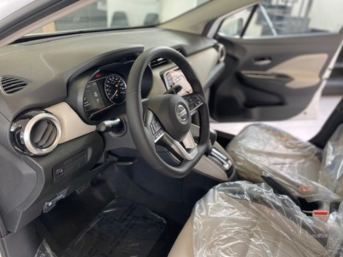 Versa 1.6 16v Flex Exclusive Xtronic