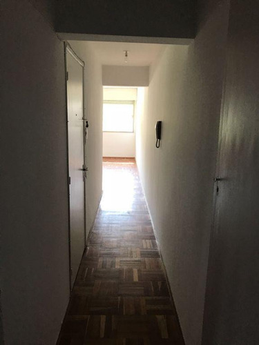 Buen Apto 1 Dorm. Sobre Bvl. España