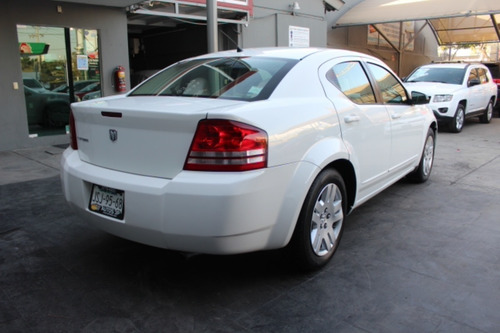 Dodge Avenger, 2008