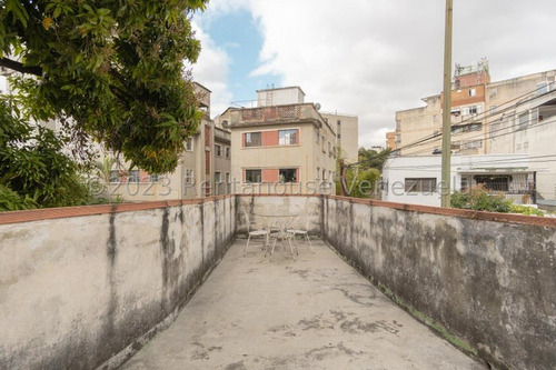 Casa En Venta La Campiña Mls# 22-27658 Em