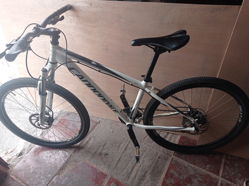 Bici Cannodale Rod26 