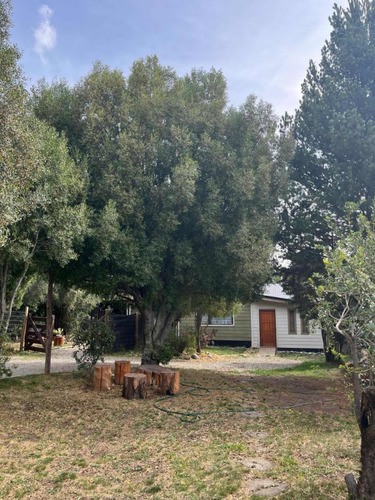 Terreno Con 2 Casas En Venta, San Carlos De Bariloche