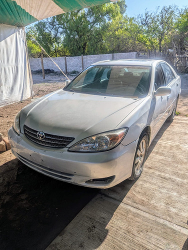 Poste Inf Central Izquierdo Toyota Camry 02-06 (Usado)